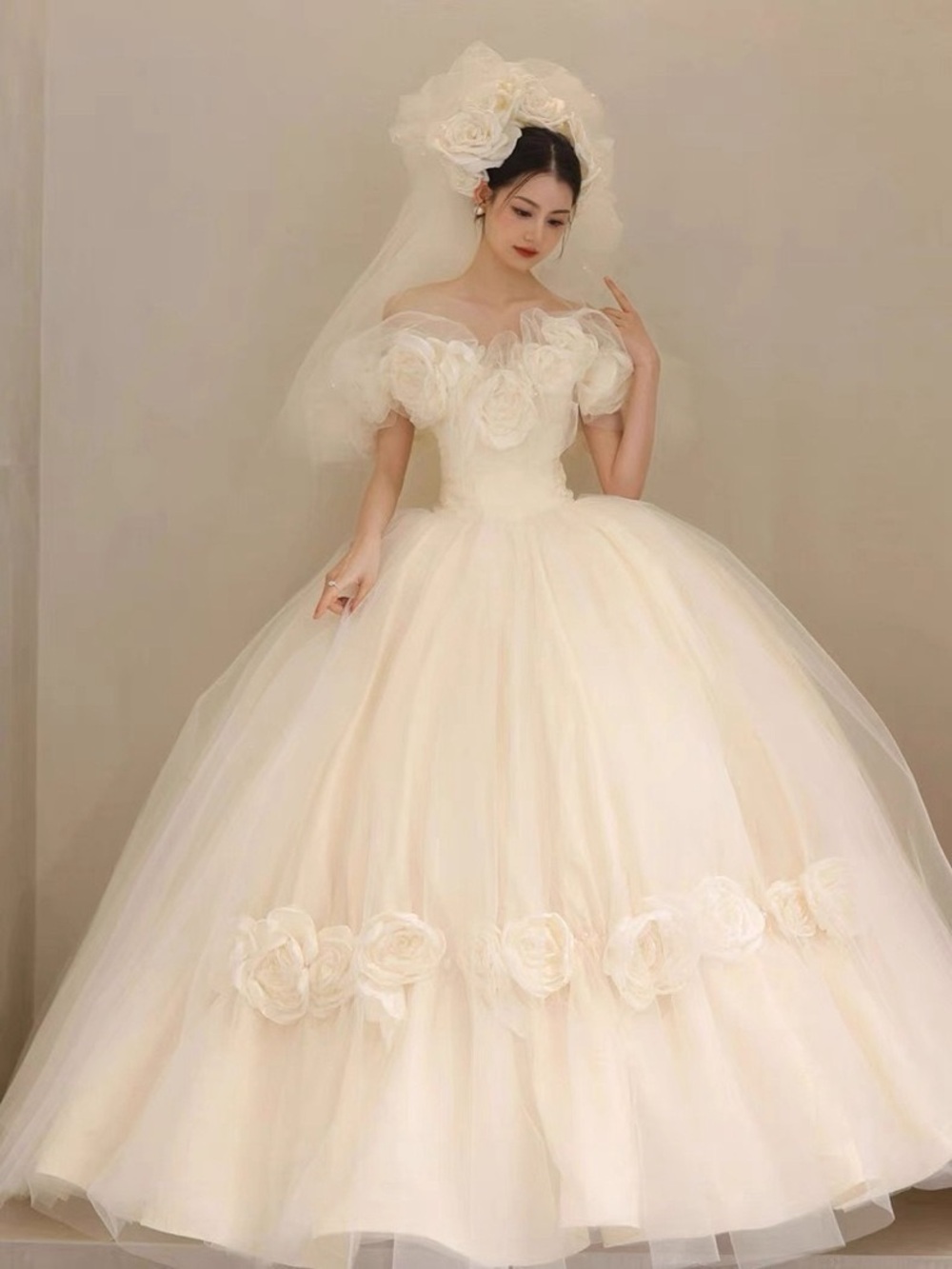Sample Ivory Floral Tulle Ball Gown Wedding Dress